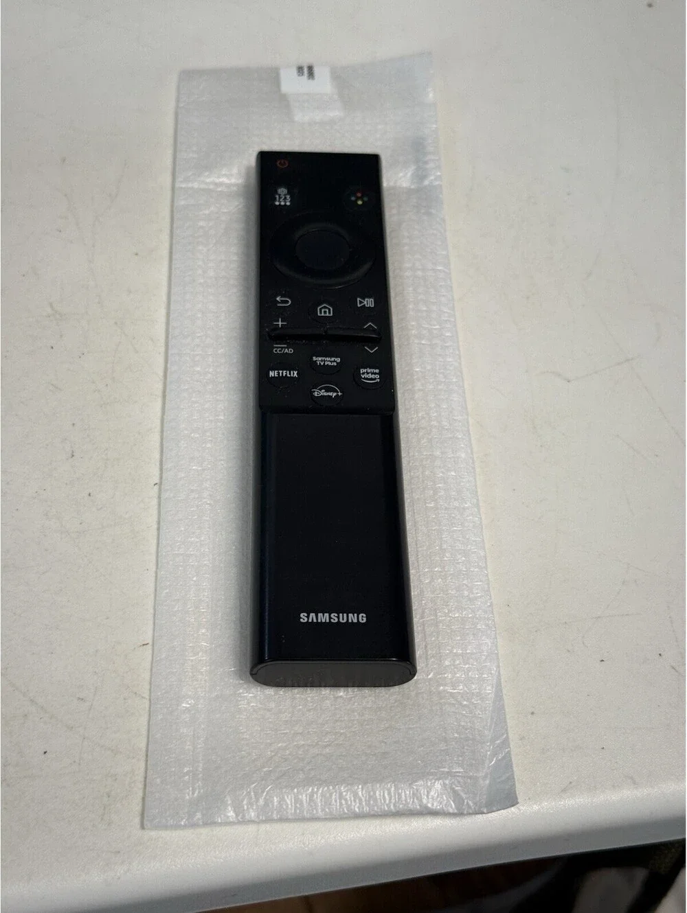 Original Samsung Smart TV Remote Control (Color: Black